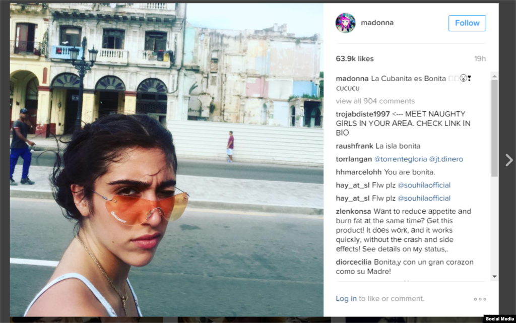 Madonna publicó en su cuenta de Instragram una foto de su hija Lourdes caminando por La Habana.